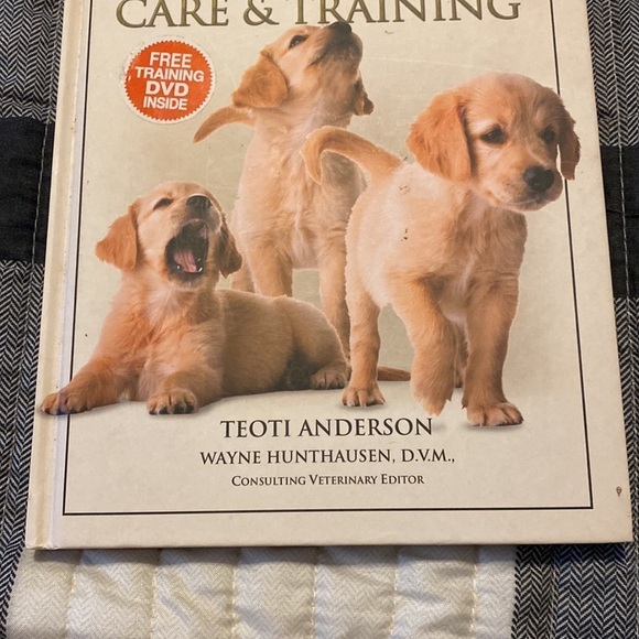 PUPPY Care & Training by Teoti Anderson hardcover reading book with CD - Picture 3 of 9